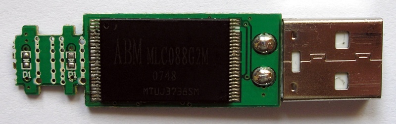 Modyfikacja pendrive-a - spód
